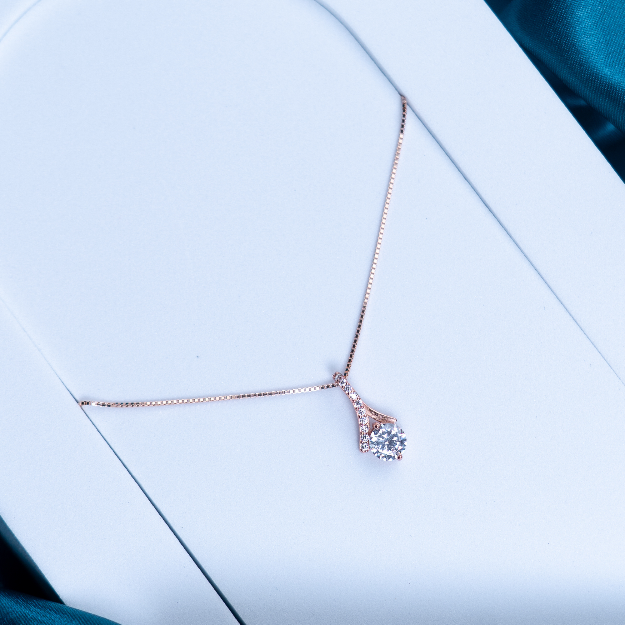 Rose Gold Solitare Pendant Set