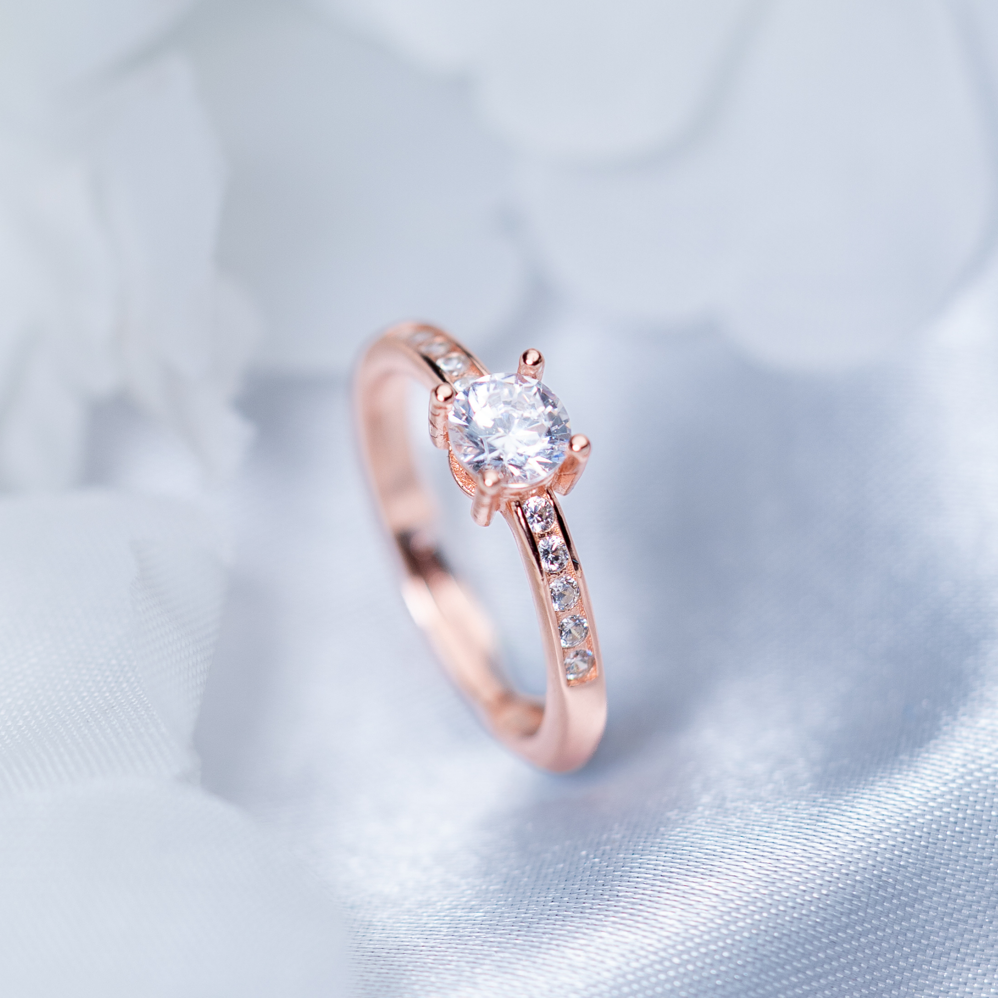 92.5 Sterling Silver Rosegold Plated Classic Band Cubic Zirconia Finger Ring