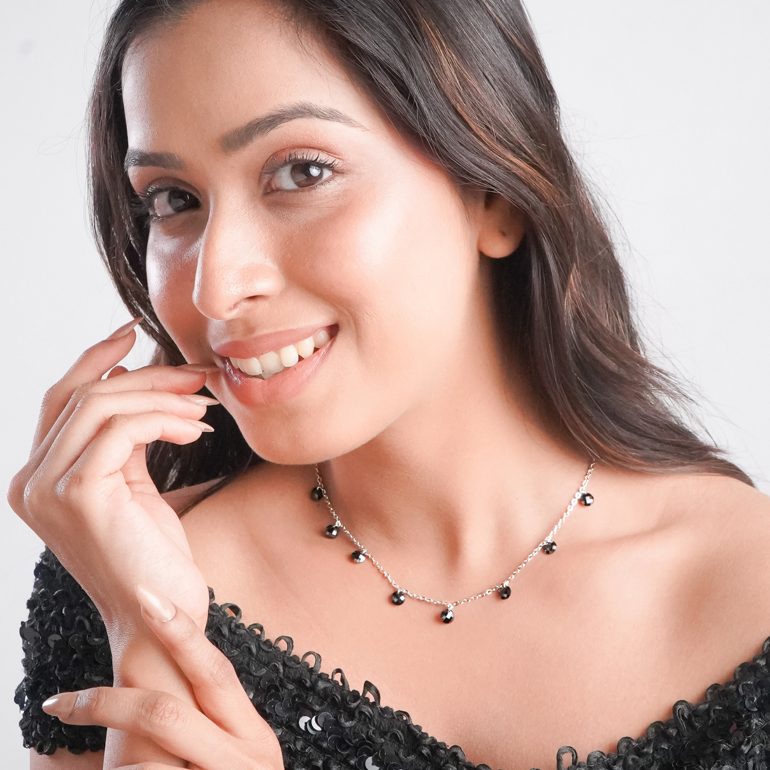 Tiny Cute Round Drop Dangling Necklaces Black